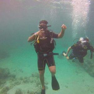 Meet your Posher, Julio alexander